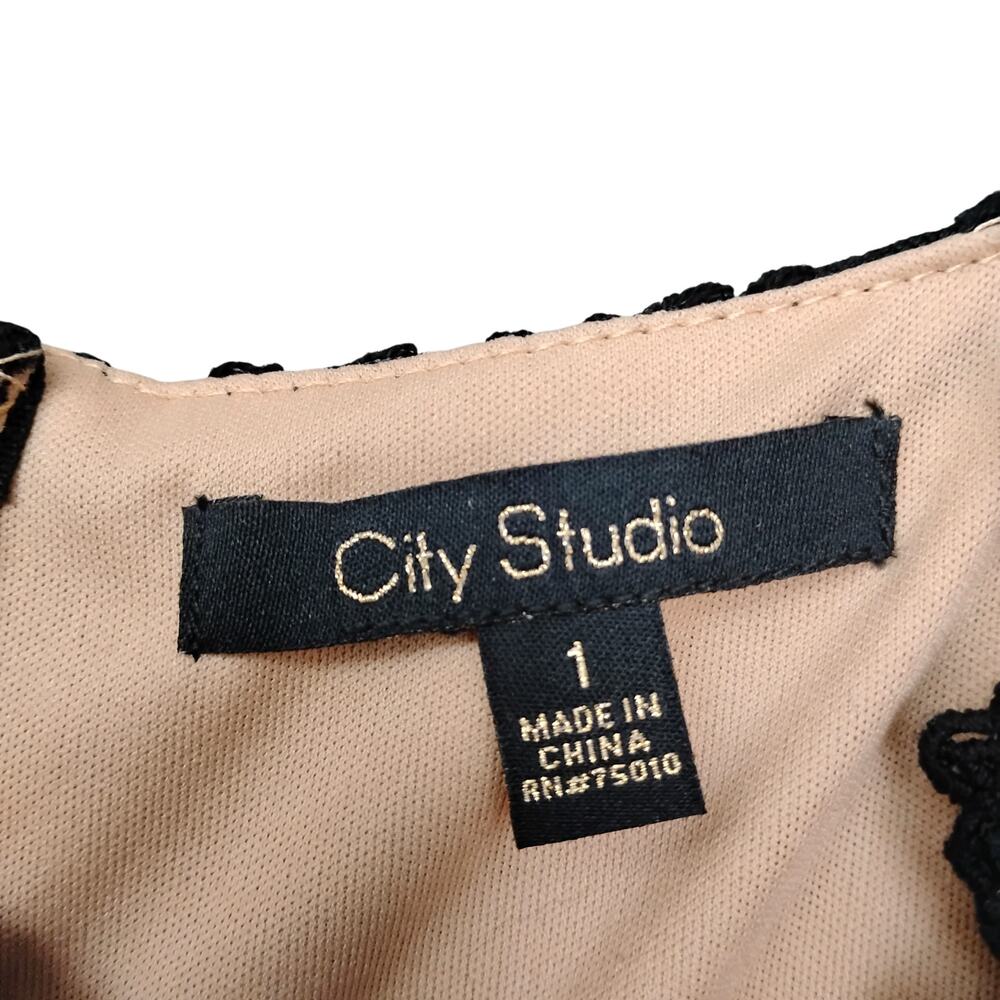 City Studio Lace Dress Size 1 Nude Lining Fit and Flare Cut Back Zipper - Picture 6 of 9